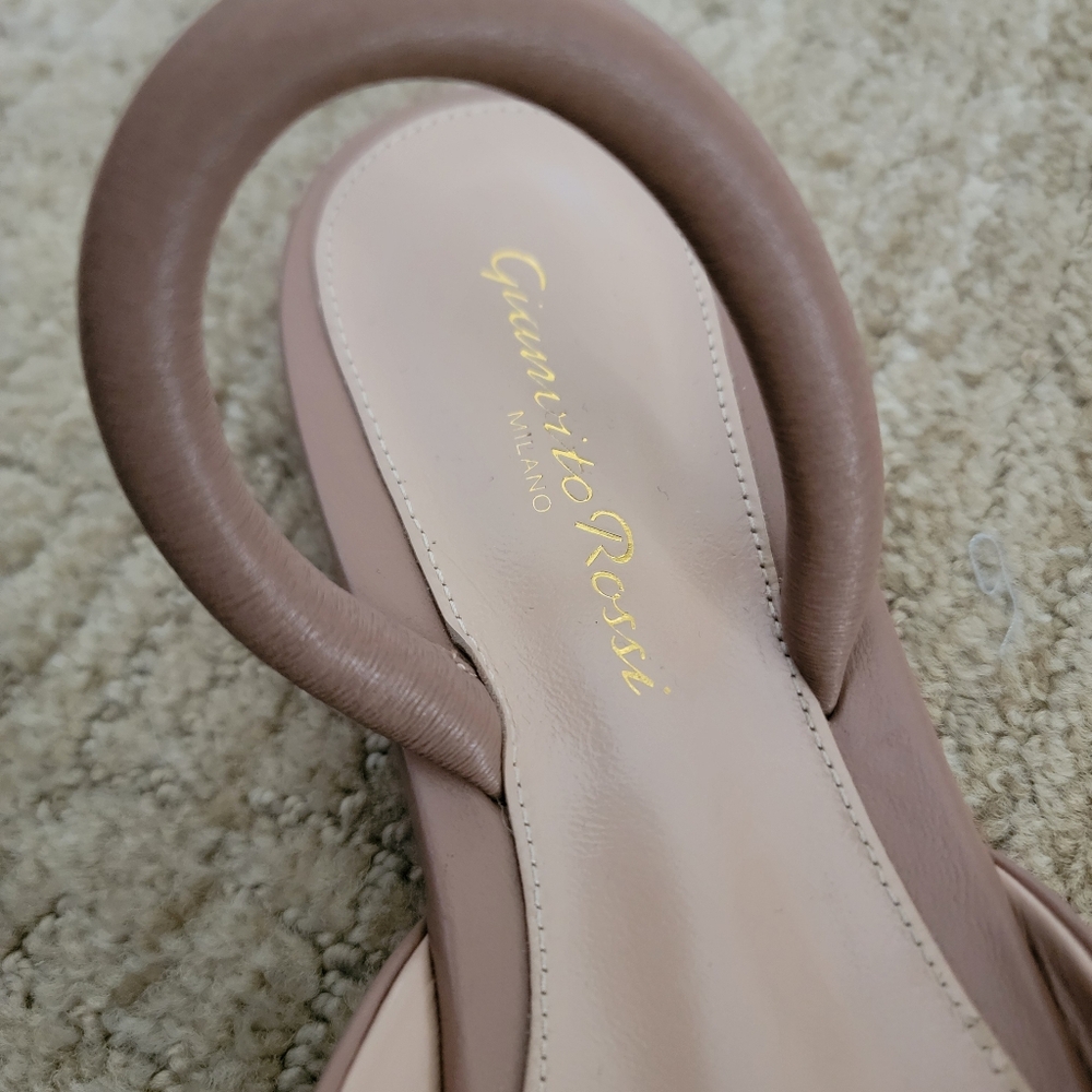 New Gianvito Rossi Sphera Dome Leather Slingback Flats, Size 38 - Picture 9 of 10